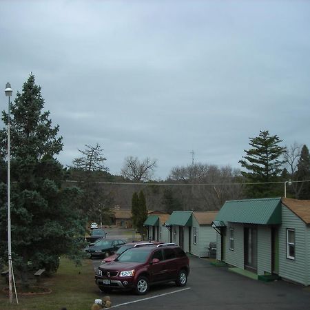 Deer Trail Motelウィスコンシン デルズ エクステリア 写真